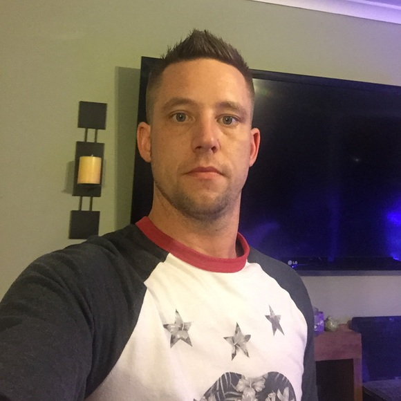 Meet your Posher, Bryan - Picture 2 of 8